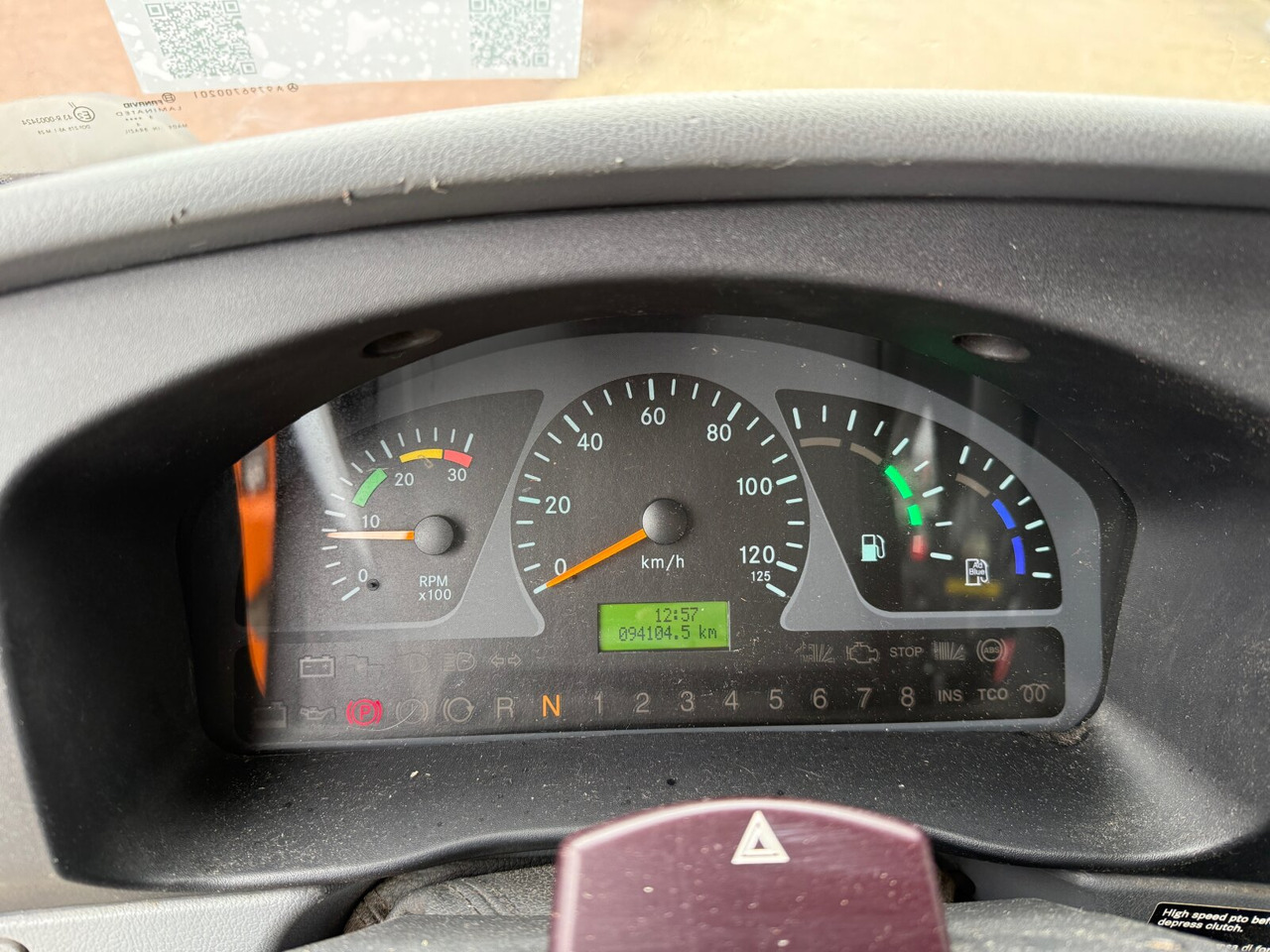 Unimog U 20 4x4 U 20 4x4, Kipper, Zapfwelle, Winterdienstausstattung, 2x AHK - Autoutilitară: Foto 5 Unimog U 20 4x4 U 20 4x4, Kipper, Zapfwelle, Winterdienstausstattung, 2x AHK - Autoutilitară: Foto 5