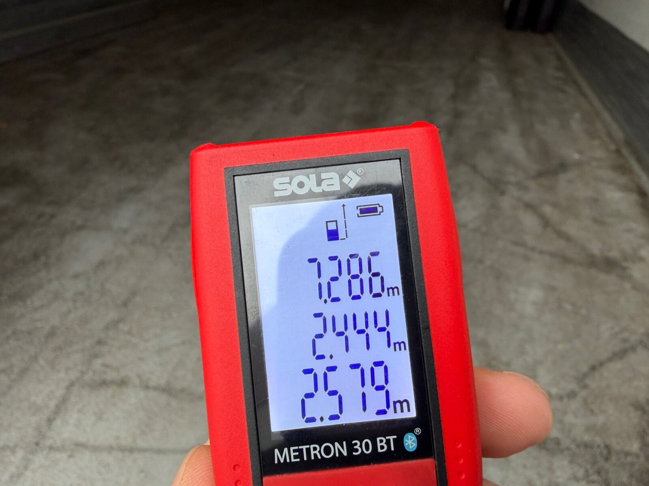 Mercedes-Benz Actros 1832 L 4x2 Actros 1832 L 4x2, Kühlkoffer, 2x Trennwand, Carrier, LBW BÄR - Camion: Foto 3 Mercedes-Benz Actros 1832 L 4x2 Actros 1832 L 4x2, Kühlkoffer, 2x Trennwand, Carrier, LBW BÄR - Camion: Foto 3