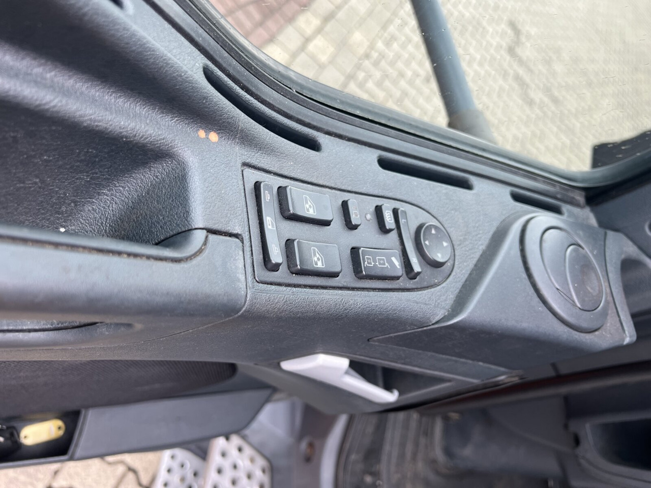 MAN TGL 8.220 4X2 BL TGL 8.220 4X2 BL - Cap tractor: Foto 3 MAN TGL 8.220 4X2 BL TGL 8.220 4X2 BL - Cap tractor: Foto 3