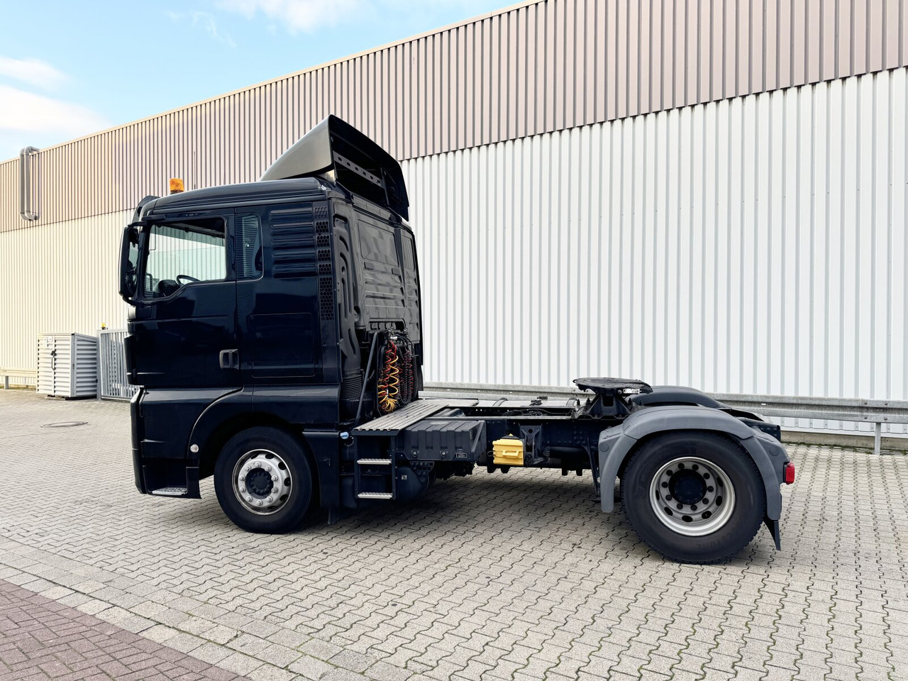 Interior photo 2: Cap tractor MAN TGX 18.420 4x2 BLS TGX 18.420 4X2 BLS, Retarder