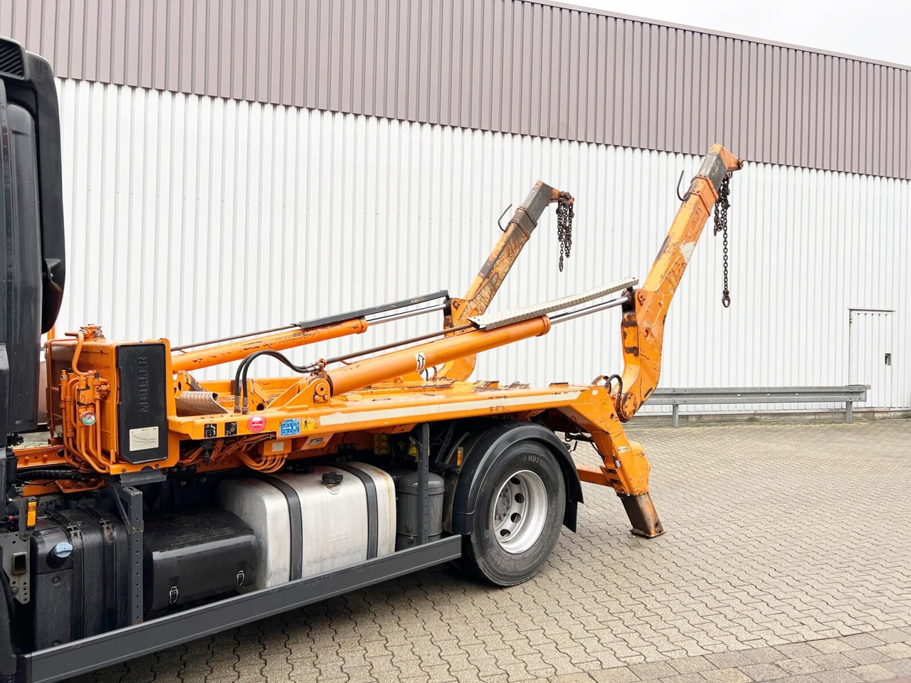 DAF CF 290 4x2 CF 290 4x2, Tele-Absetzer - Camion container de gunoi: Foto 2 DAF CF 290 4x2 CF 290 4x2, Tele-Absetzer - Camion container de gunoi: Foto 2