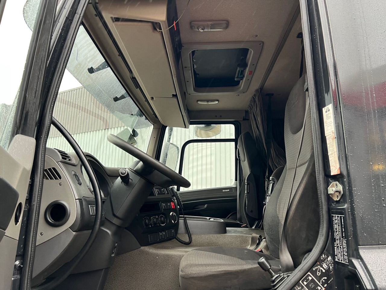 DAF CF 290 4x2 CF 290 4x2, Tele-Absetzer - Camion container de gunoi: Foto 3 DAF CF 290 4x2 CF 290 4x2, Tele-Absetzer - Camion container de gunoi: Foto 3