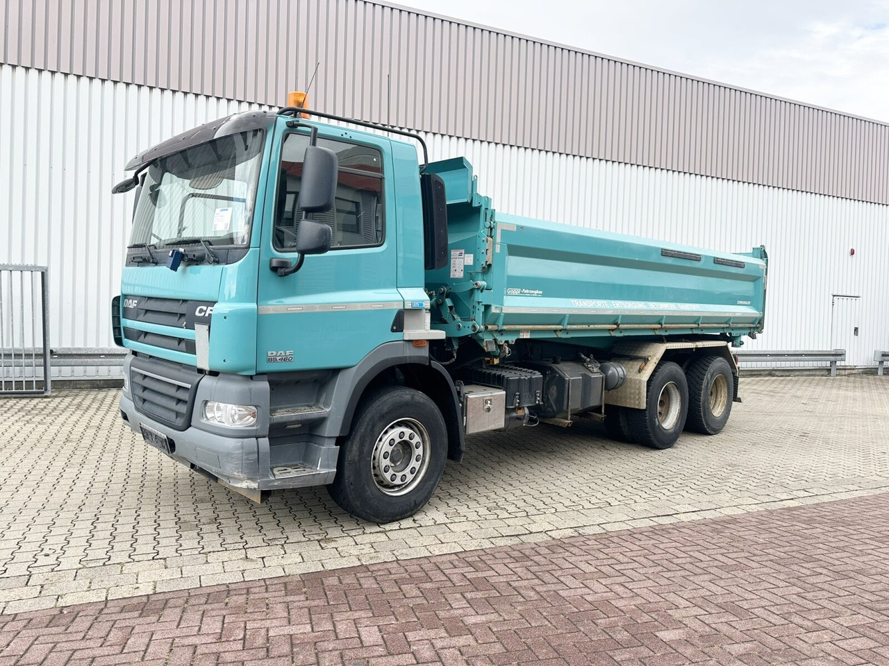 DAF CF 85.460 6x4 CF 85.460 6x4, Bordmatik links - Camion basculantă: Foto 1 DAF CF 85.460 6x4 CF 85.460 6x4, Bordmatik links - Camion basculantă: Foto 1