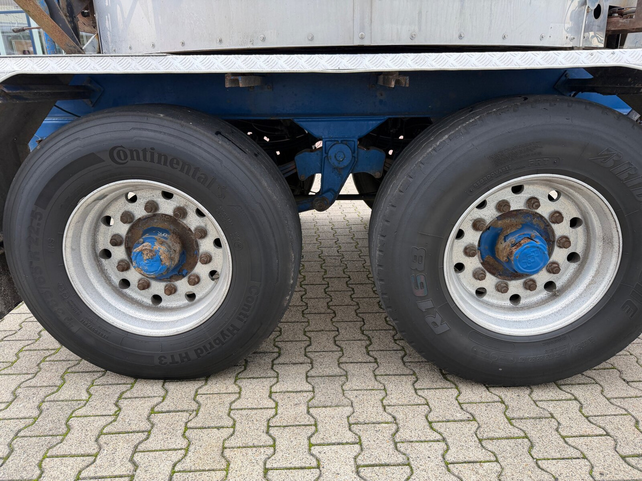 Faehndrich AG TKS-Z13 Asphaltkocher Faehndrich AG TKS-Z13 Asphaltkocher - Gudronator: Foto 3 Faehndrich AG TKS-Z13 Asphaltkocher Faehndrich AG TKS-Z13 Asphaltkocher - Gudronator: Foto 3