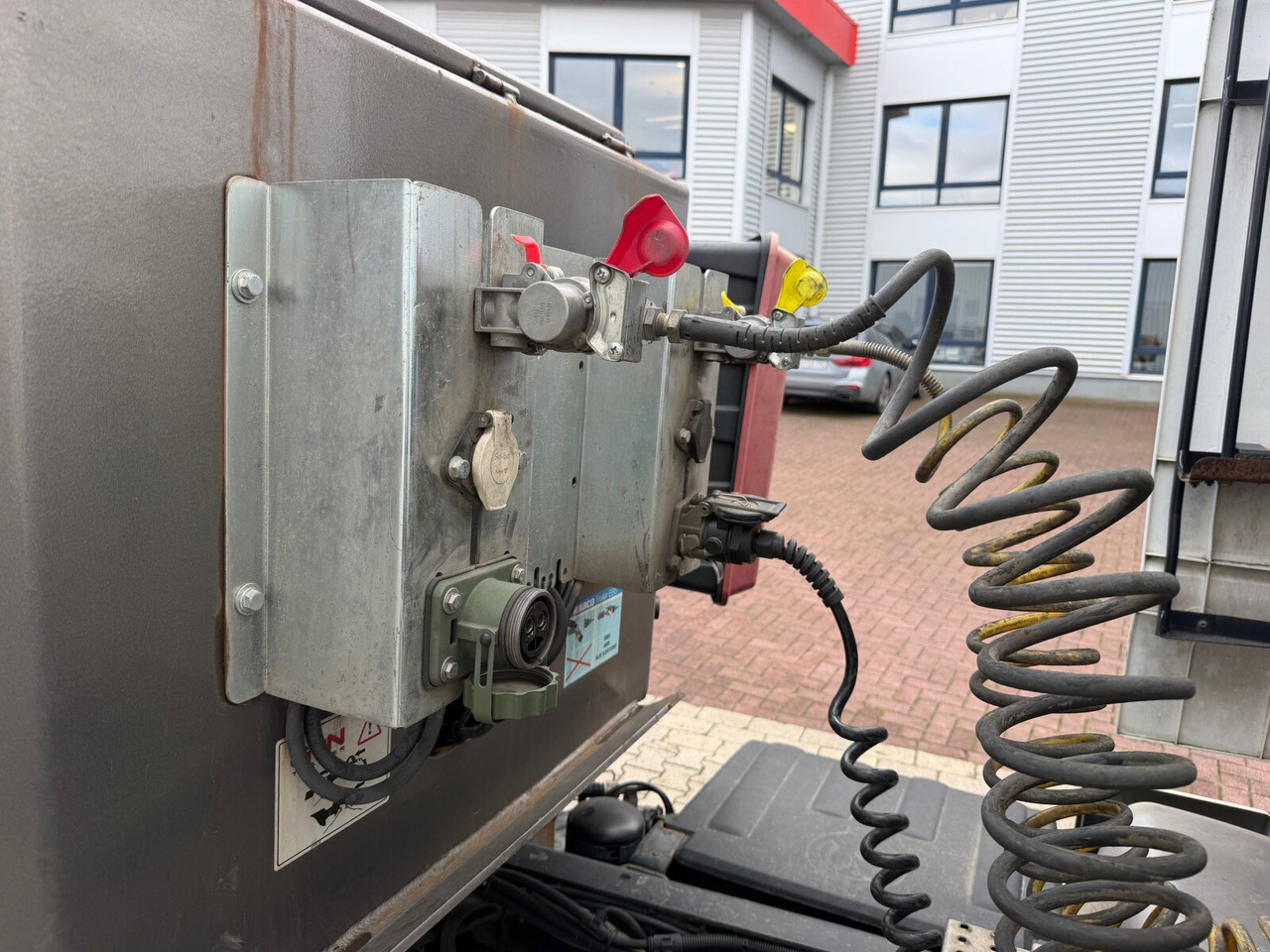 GVN Trailer 329 GVN Trailer 329, Liftachse, Verbr. auf 3m, hydr. Rampen - Semiremorcă transport agabaritic: Foto 2 GVN Trailer 329 GVN Trailer 329, Liftachse, Verbr. auf 3m, hydr. Rampen - Semiremorcă transport agabaritic: Foto 2