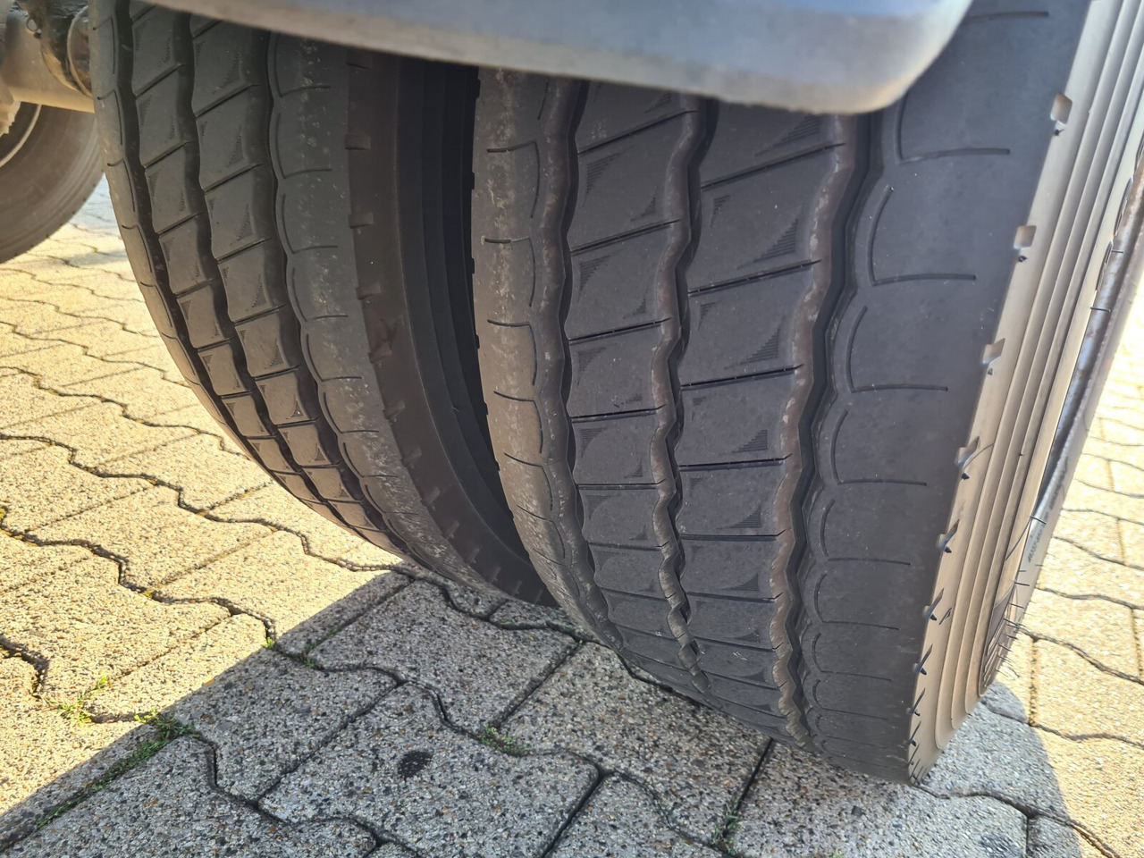 HAR 18.70 HAR 18.70 Abrollanhänger - Remorcă abroll/ Skiploader: Foto 3 HAR 18.70 HAR 18.70 Abrollanhänger - Remorcă abroll/ Skiploader: Foto 3