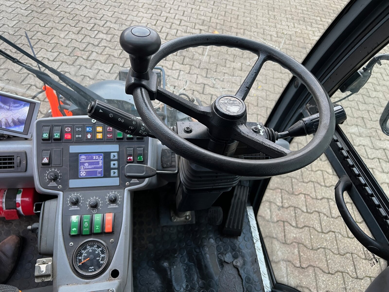 Hako Multicar Citymaster 2000 2B Kehrmaschine 4x2 Multicar Citymaster 2000 2B Kehrmaschine 4x2 - Măturătoare stradală: Foto 4 Hako Multicar Citymaster 2000 2B Kehrmaschine 4x2 Multicar Citymaster 2000 2B Kehrmaschine 4x2 - Măturătoare stradală: Foto 4