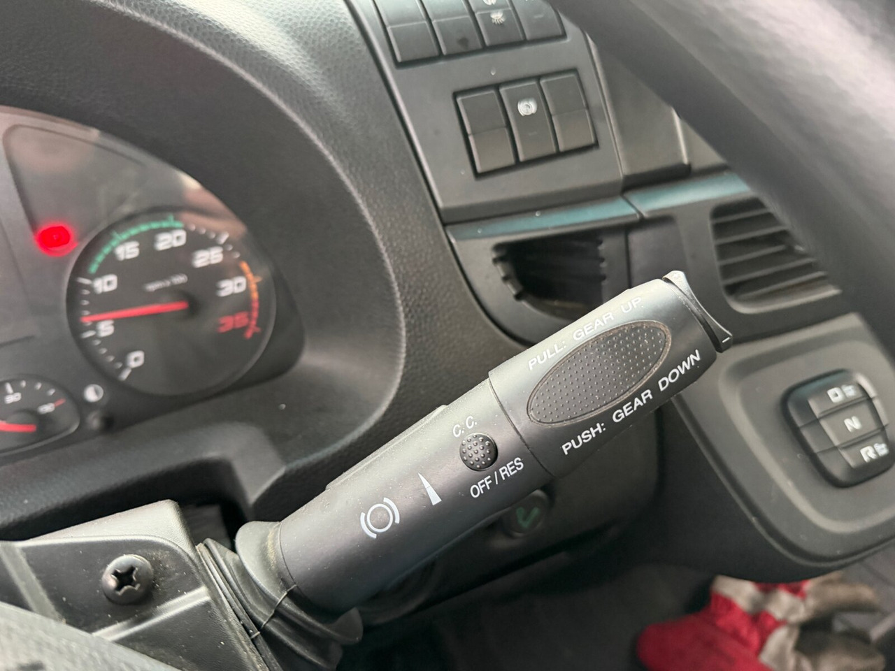 Iveco ML180E32 4x2 ML180E32 4x2 - Camion basculantă: Foto 5 Iveco ML180E32 4x2 ML180E32 4x2 - Camion basculantă: Foto 5