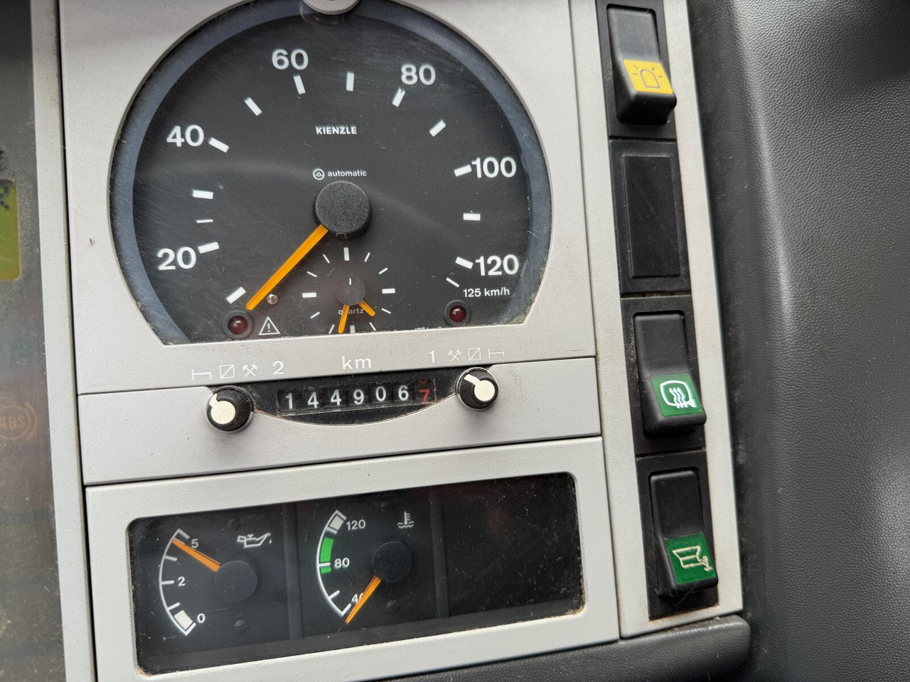 MAN 14.225 LAK 4x4 BB 14.225 LAK 4x4 BB, Winterdienstausstattung - Camion basculantă: Foto 4 MAN 14.225 LAK 4x4 BB 14.225 LAK 4x4 BB, Winterdienstausstattung - Camion basculantă: Foto 4