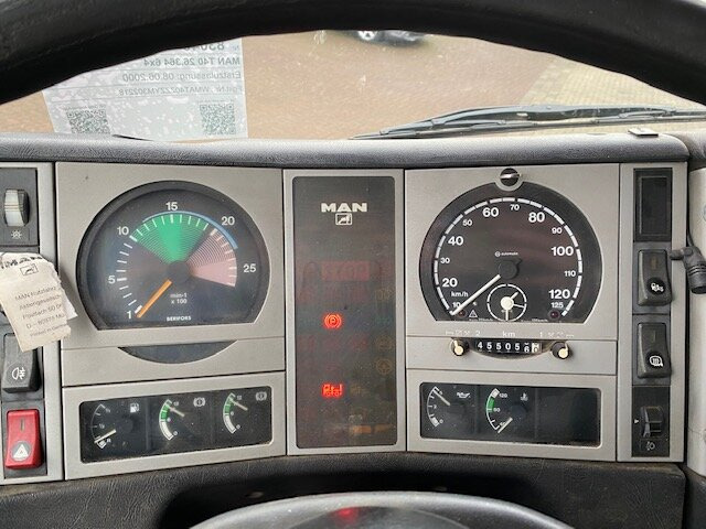 Camion şasiu MAN T40 26.364/414 6x4, 6-Zylinder T40 26.364/414 6x4, 6-Zylinder: Foto 9 Camion şasiu MAN T40 26.364/414 6x4, 6-Zylinder T40 26.364/414 6x4, 6-Zylinder: Foto 9