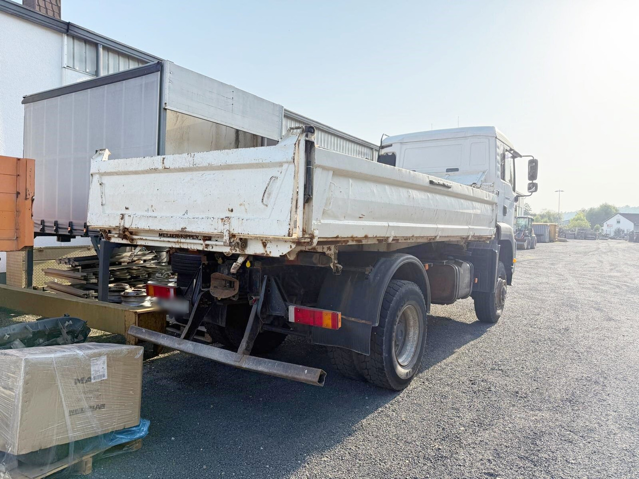 MAN TGA 18.360 4X4 BB TGA 18.360 4X4 BB - Camion basculantă: Foto 3 MAN TGA 18.360 4X4 BB TGA 18.360 4X4 BB - Camion basculantă: Foto 3