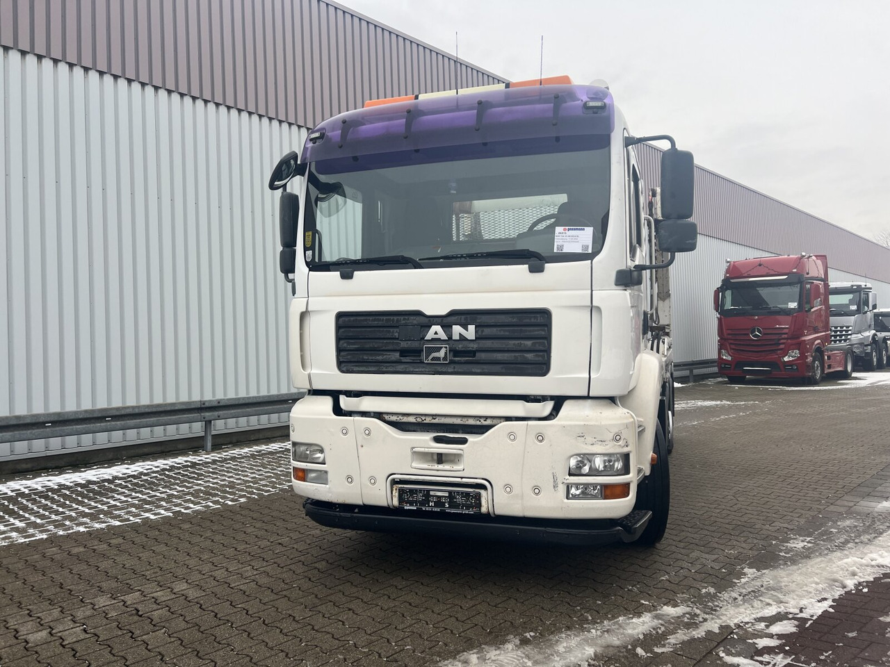 Camion container de gunoi MAN TGA 26.360 6X2/4 BL TGA 26.360 6X2/4 BL, Vorlauf Lenk-Liftachse: Foto 7 Camion container de gunoi MAN TGA 26.360 6X2/4 BL TGA 26.360 6X2/4 BL, Vorlauf Lenk-Liftachse: Foto 7