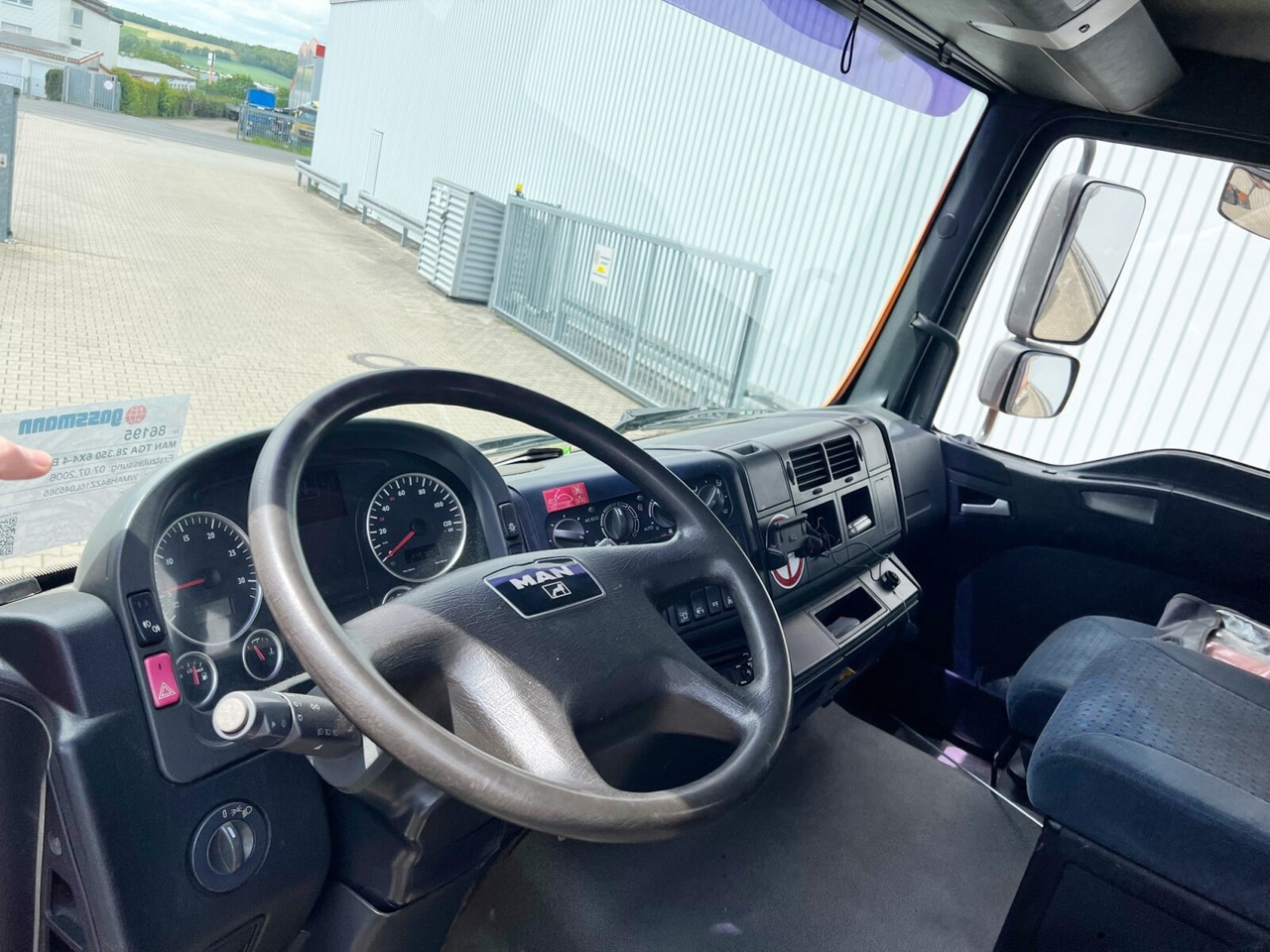 MAN TGA 28.350 6X4-4 BL TGA 28.350 6X4-4 BL, Lift-/Lenkachse, Meiller - Camion cu cârlig: Foto 3 MAN TGA 28.350 6X4-4 BL TGA 28.350 6X4-4 BL, Lift-/Lenkachse, Meiller - Camion cu cârlig: Foto 3