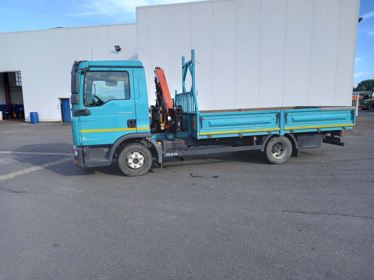 MAN TGL TS 754 F - Camion platformă: Foto 1 MAN TGL TS 754 F - Camion platformă: Foto 1