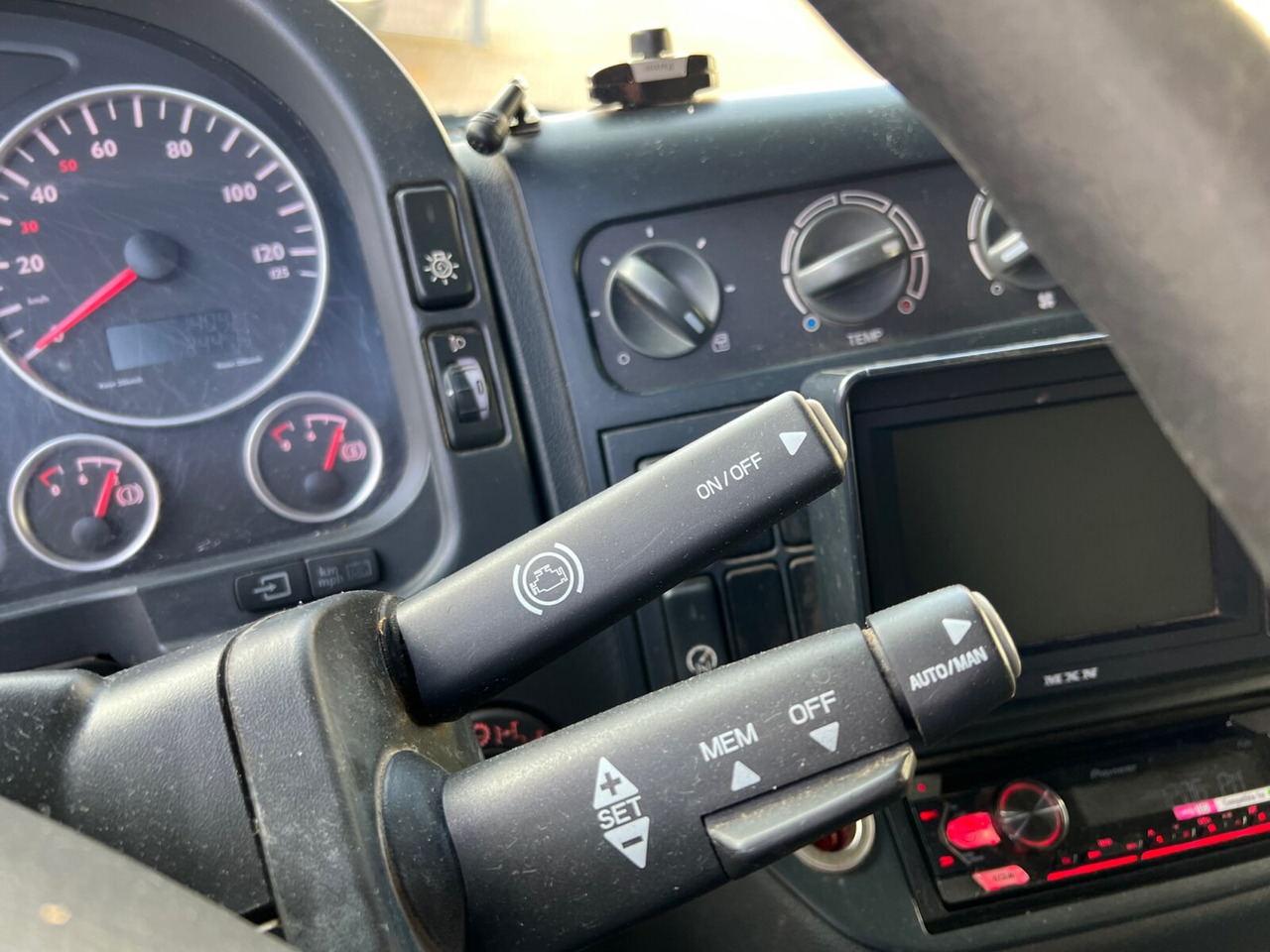 MAN TGM 13.250/340 4X4 BL TGM 13.250/340 4X4BL, Einzelbereifung, 2x VORHANDEN - Camion şasiu: Foto 5 MAN TGM 13.250/340 4X4 BL TGM 13.250/340 4X4BL, Einzelbereifung, 2x VORHANDEN - Camion şasiu: Foto 5