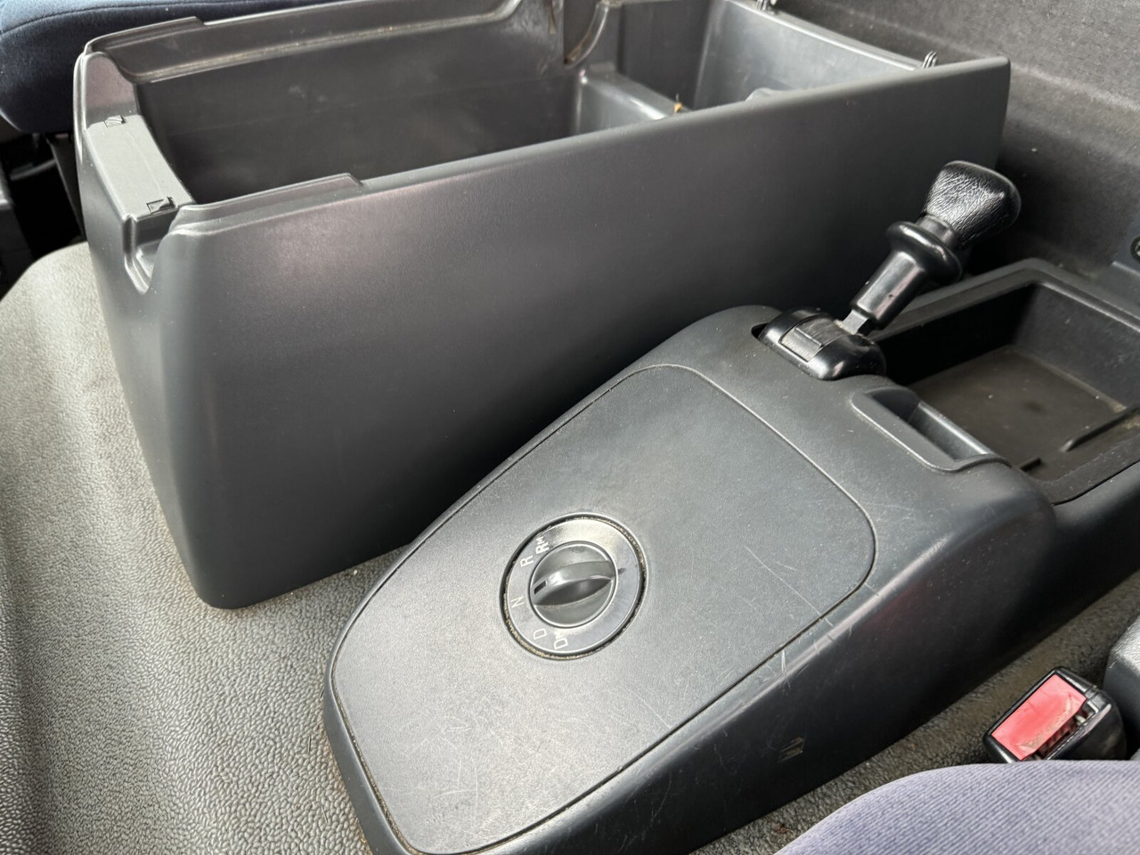 MAN TGM 18.280 4X2 BL TGM 18.280 4X2 BL, Esterer Tankaufbau ca. 13.910l, 2 Kammern - Camion cisternă: Foto 5 MAN TGM 18.280 4X2 BL TGM 18.280 4X2 BL, Esterer Tankaufbau ca. 13.910l, 2 Kammern - Camion cisternă: Foto 5