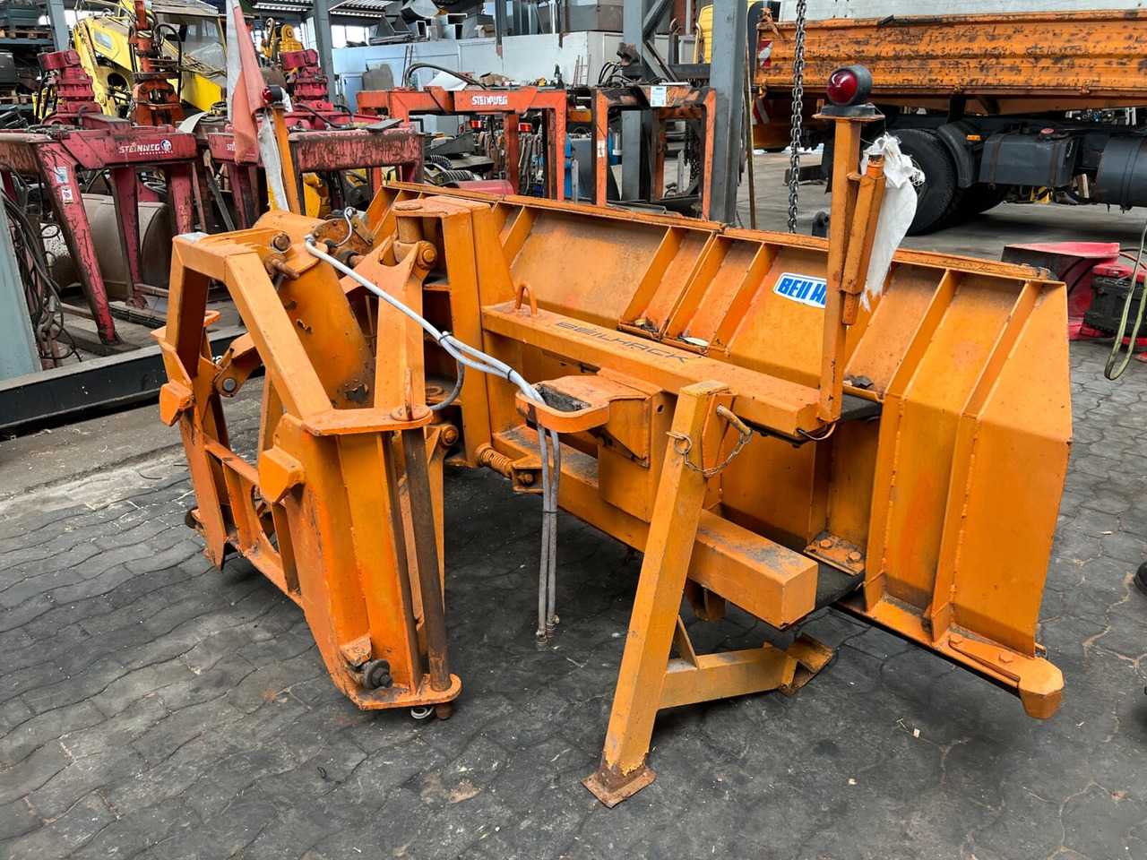 MAN TGS 18.440 4X4H BLS TGS 18.440 4X4H BLS, LIEBHERR SF 32 BM/BS Mischer ca. 10m³ - Autobetonieră: Foto 1 MAN TGS 18.440 4X4H BLS TGS 18.440 4X4H BLS, LIEBHERR SF 32 BM/BS Mischer ca. 10m³ - Autobetonieră: Foto 1