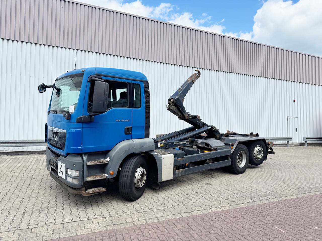 MAN TGS 26.400 6x2-4 BL TGS 26.400 6x2-4 BL, Lenk-/Liftachse, Schub-Knick - Camion cu cârlig: Foto 1 MAN TGS 26.400 6x2-4 BL TGS 26.400 6x2-4 BL, Lenk-/Liftachse, Schub-Knick - Camion cu cârlig: Foto 1