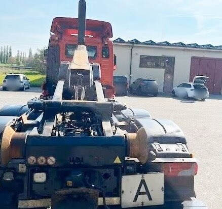 MAN TGS 26.480 6x2-4 BL TGS 26.480 6x2-4 BL, Intarder, Lenk-/Liftachse, Motorabtrieb - Camion cu cârlig: Foto 4 MAN TGS 26.480 6x2-4 BL TGS 26.480 6x2-4 BL, Intarder, Lenk-/Liftachse, Motorabtrieb - Camion cu cârlig: Foto 4