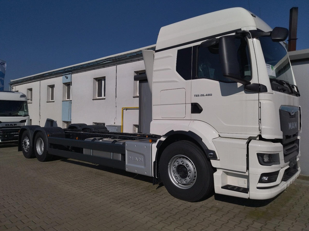 MAN TGS 26.480 6x2-4 LL TGS 26.480 6x2-4 LL, Retarder, Lenk-/Liftachse, Standklima - Camion şasiu: Foto 1 MAN TGS 26.480 6x2-4 LL TGS 26.480 6x2-4 LL, Retarder, Lenk-/Liftachse, Standklima - Camion şasiu: Foto 1