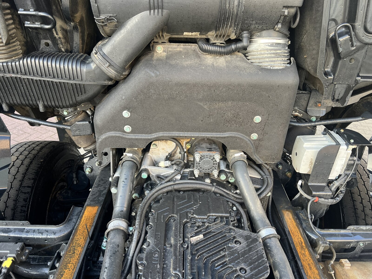 MAN TGS 26.500 6X6 BL TGS 26.500 6X6 BL, Intarder - Camion şasiu: Foto 2 MAN TGS 26.500 6X6 BL TGS 26.500 6X6 BL, Intarder - Camion şasiu: Foto 2