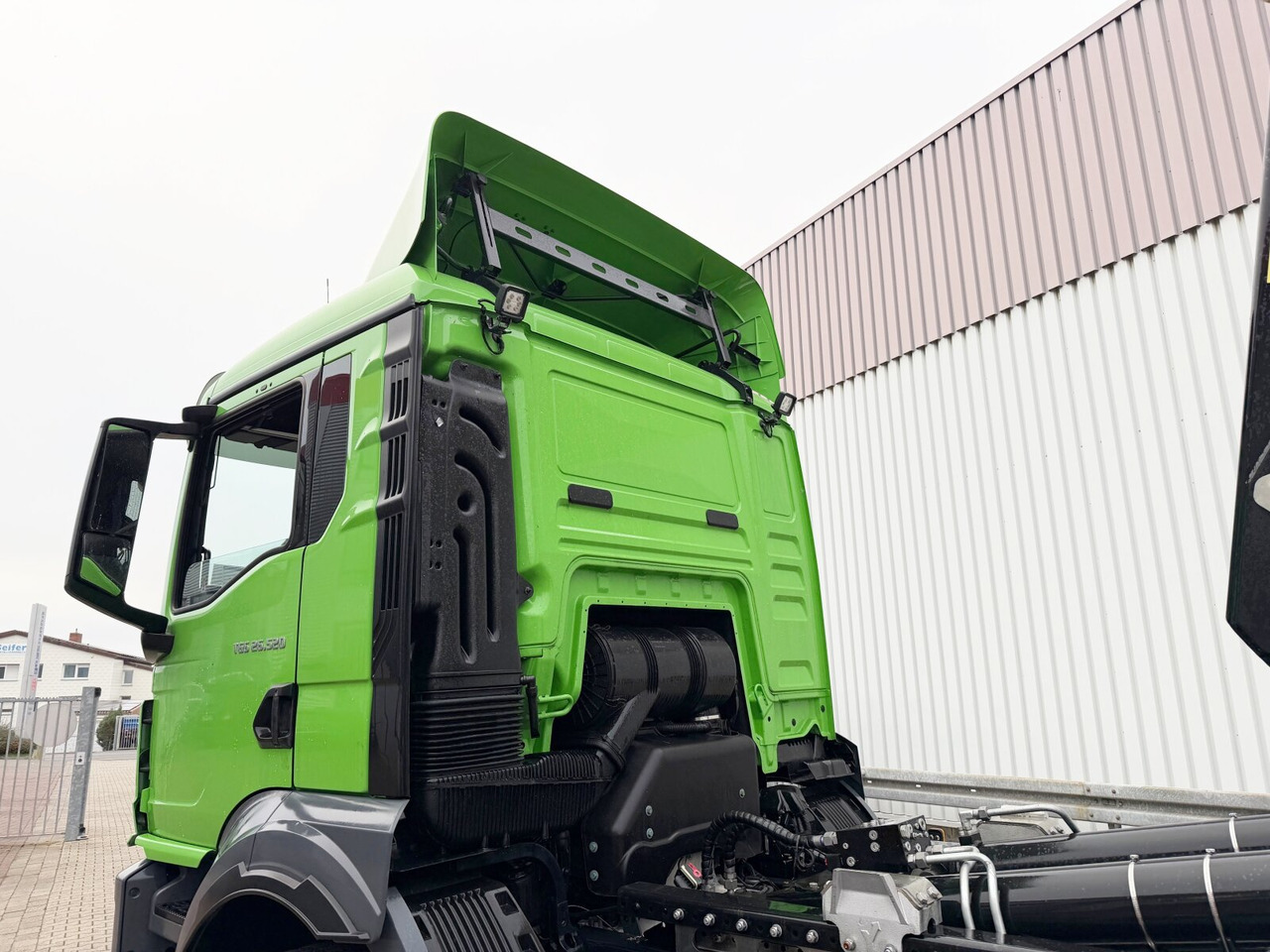 MAN TGS 26.520 6x2-2 BL TGS 26.520 6x2-2 BL, Navi, Liftachse - Camion cu cârlig: Foto 3 MAN TGS 26.520 6x2-2 BL TGS 26.520 6x2-2 BL, Navi, Liftachse - Camion cu cârlig: Foto 3