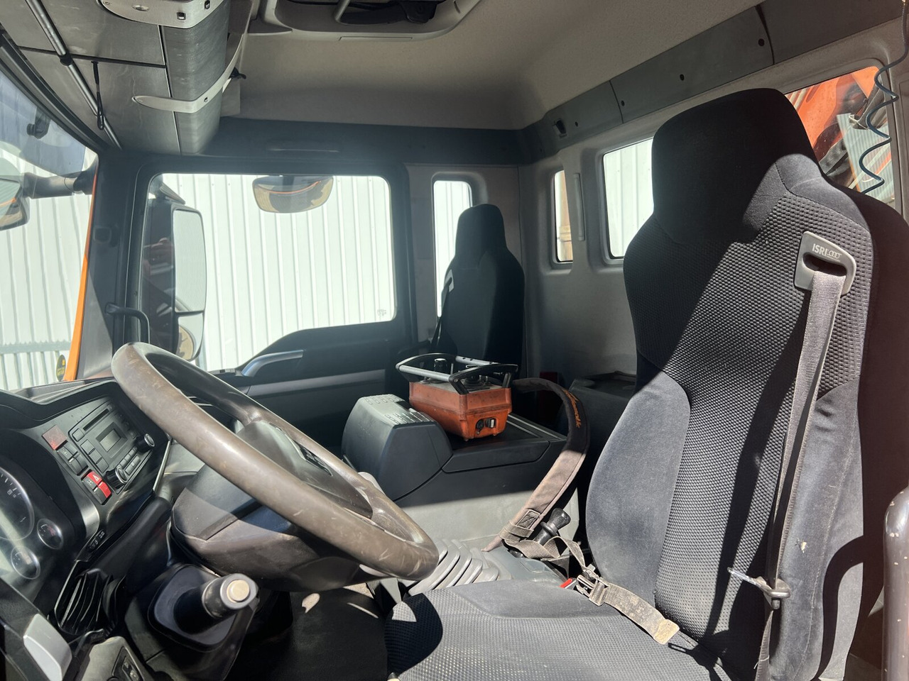 MAN TGS 35.440 8x4 BL TGS 35.440 8x4 BL, Meiller 19.62, Atlas Kran 135.2-A3, Funk - Camion cu cârlig, Camion cu macara: Foto 5 MAN TGS 35.440 8x4 BL TGS 35.440 8x4 BL, Meiller 19.62, Atlas Kran 135.2-A3, Funk - Camion cu cârlig, Camion cu macara: Foto 5