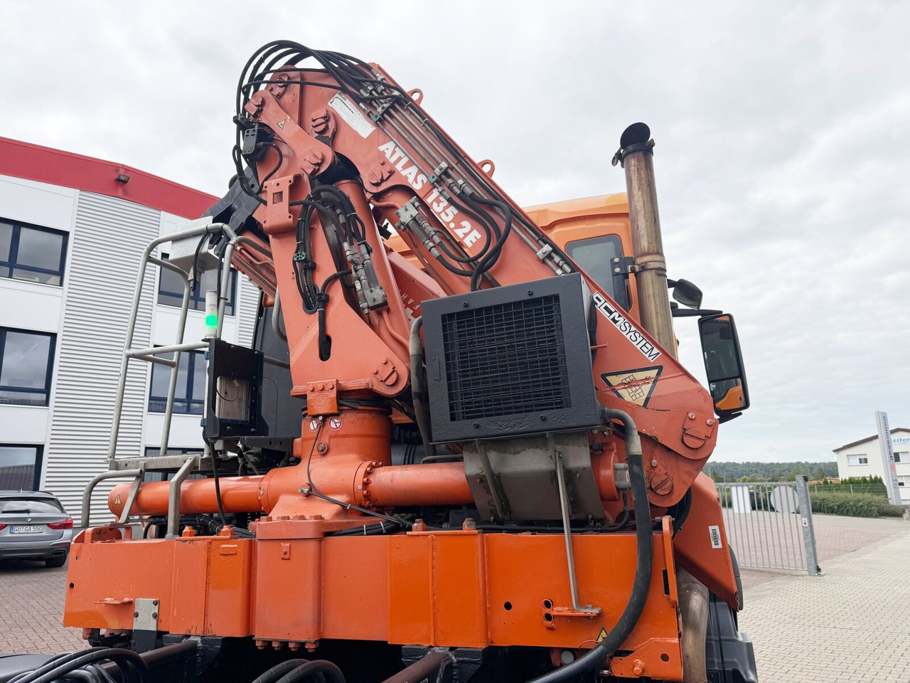 MAN TGS 35.440 8x4 BL TGS 35.440 8x4 BL, Meiller 19.62, Atlas Kran 135.2-A3, Funk - Camion cu cârlig, Camion cu macara: Foto 3 MAN TGS 35.440 8x4 BL TGS 35.440 8x4 BL, Meiller 19.62, Atlas Kran 135.2-A3, Funk - Camion cu cârlig, Camion cu macara: Foto 3