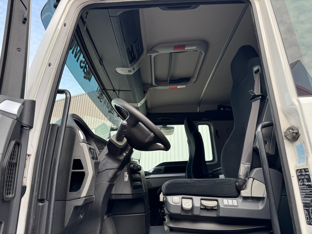 MAN TGX 26.440 6X2-4 LL TGX 26.440 6X2-4 LL, Lift-/Lenkachse - Camion şasiu: Foto 2 MAN TGX 26.440 6X2-4 LL TGX 26.440 6X2-4 LL, Lift-/Lenkachse - Camion şasiu: Foto 2