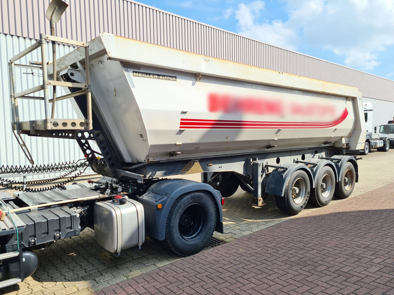 Meiller MHPS 12/27 MHPS 12/27 NOSS2, Stahlmulde ca. 26m³, Liftachse - Semiremorcă basculantă: Foto 3 Meiller MHPS 12/27 MHPS 12/27 NOSS2, Stahlmulde ca. 26m³, Liftachse - Semiremorcă basculantă: Foto 3