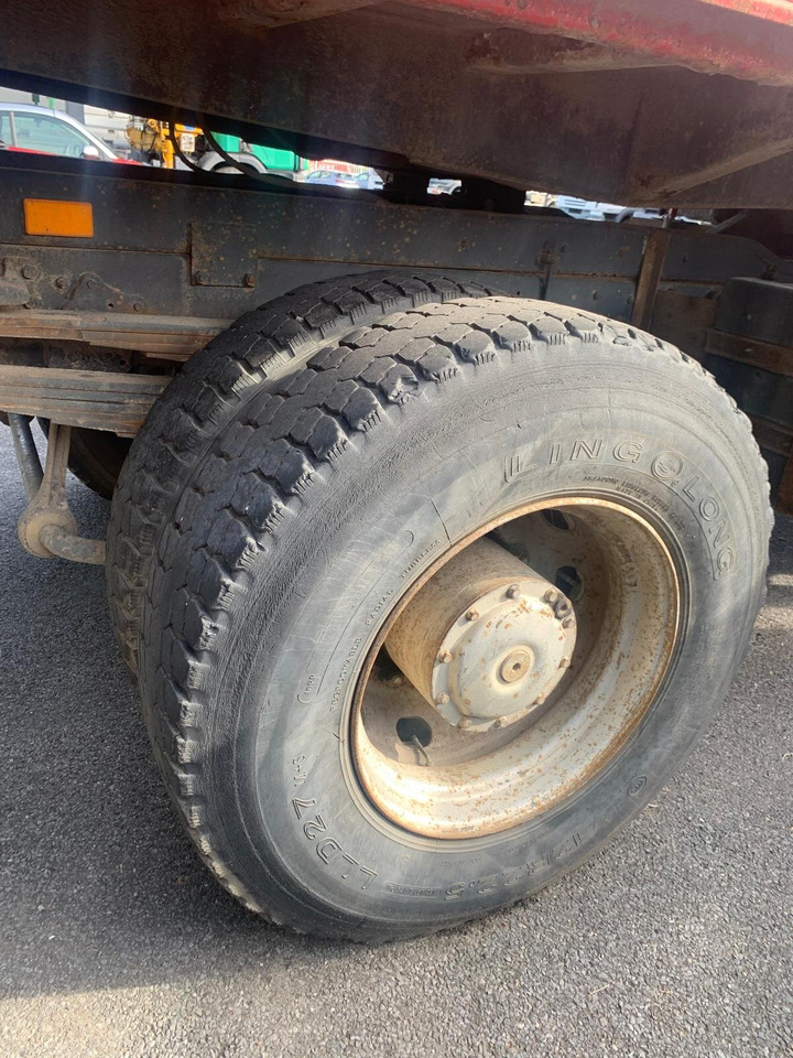 Mercedes-Benz -1722 1722 4x2 - Camion basculantă, Camion cu macara: Foto 3 Mercedes-Benz -1722 1722 4x2 - Camion basculantă, Camion cu macara: Foto 3