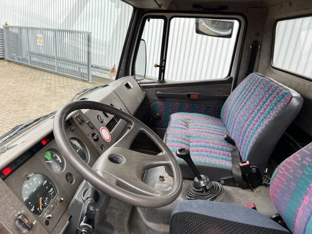 Mercedes-Benz 811 K 4x2 811 K 4x2 - Camion basculantă: Foto 2 Mercedes-Benz 811 K 4x2 811 K 4x2 - Camion basculantă: Foto 2