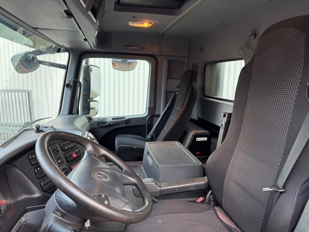 Mercedes-Benz Actros 2541 L 6x2 Actros 2541 L 6x2, Lenkachse, Meiller RK 20.65, Kran Palfinger PK 14002-EH, Funk - Camion cu cârlig, Camion cu macara: Foto 2 Mercedes-Benz Actros 2541 L 6x2 Actros 2541 L 6x2, Lenkachse, Meiller RK 20.65, Kran Palfinger PK 14002-EH, Funk - Camion cu cârlig, Camion cu macara: Foto 2