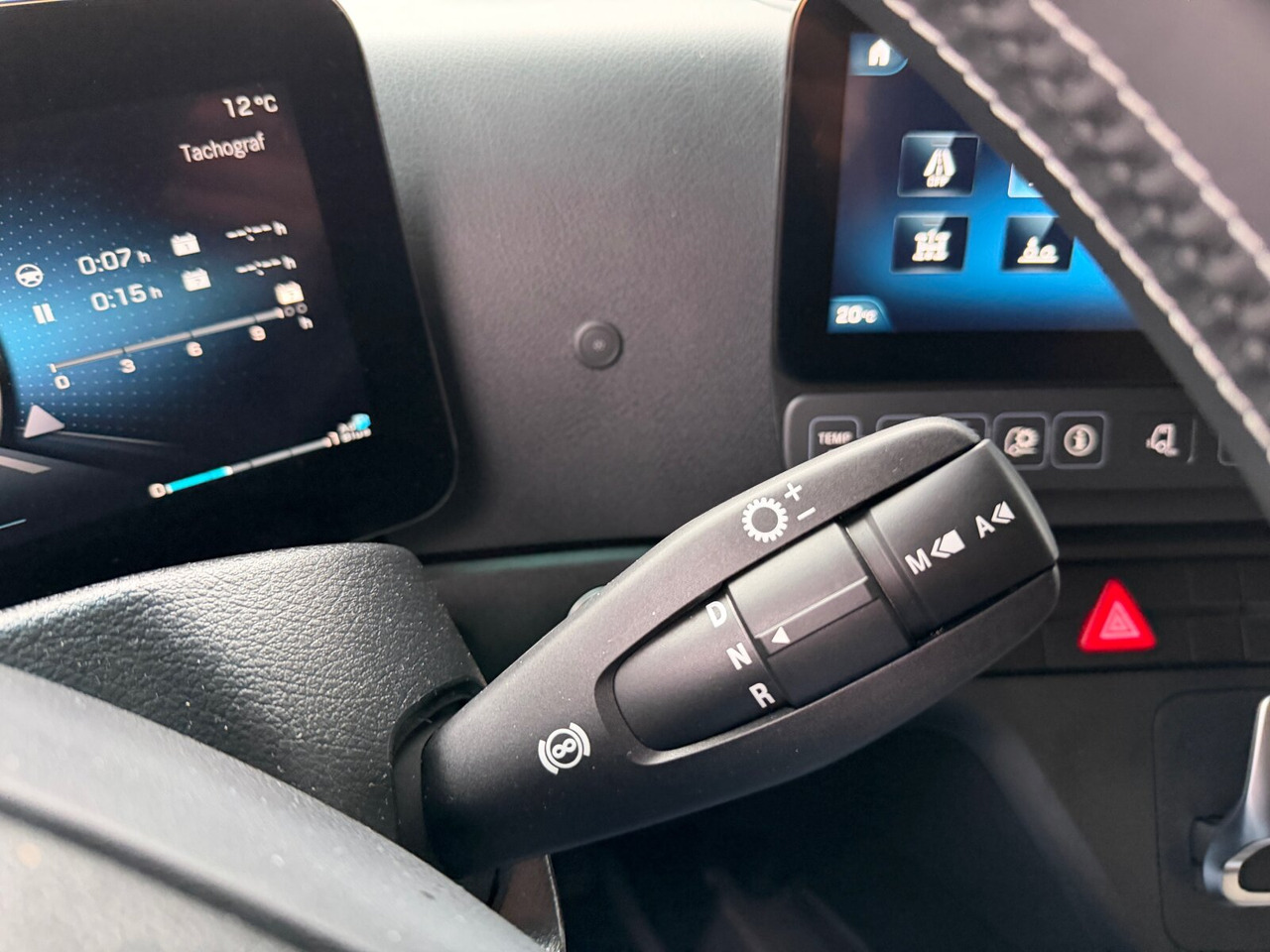 Mercedes-Benz Actros 2546 L 6x2 Actros 2546 L 6x2, Retarder, Lenk-/Liftachse, MultimediaCockpit, StreamSpace - Camion şasiu: Foto 4 Mercedes-Benz Actros 2546 L 6x2 Actros 2546 L 6x2, Retarder, Lenk-/Liftachse, MultimediaCockpit, StreamSpace - Camion şasiu: Foto 4