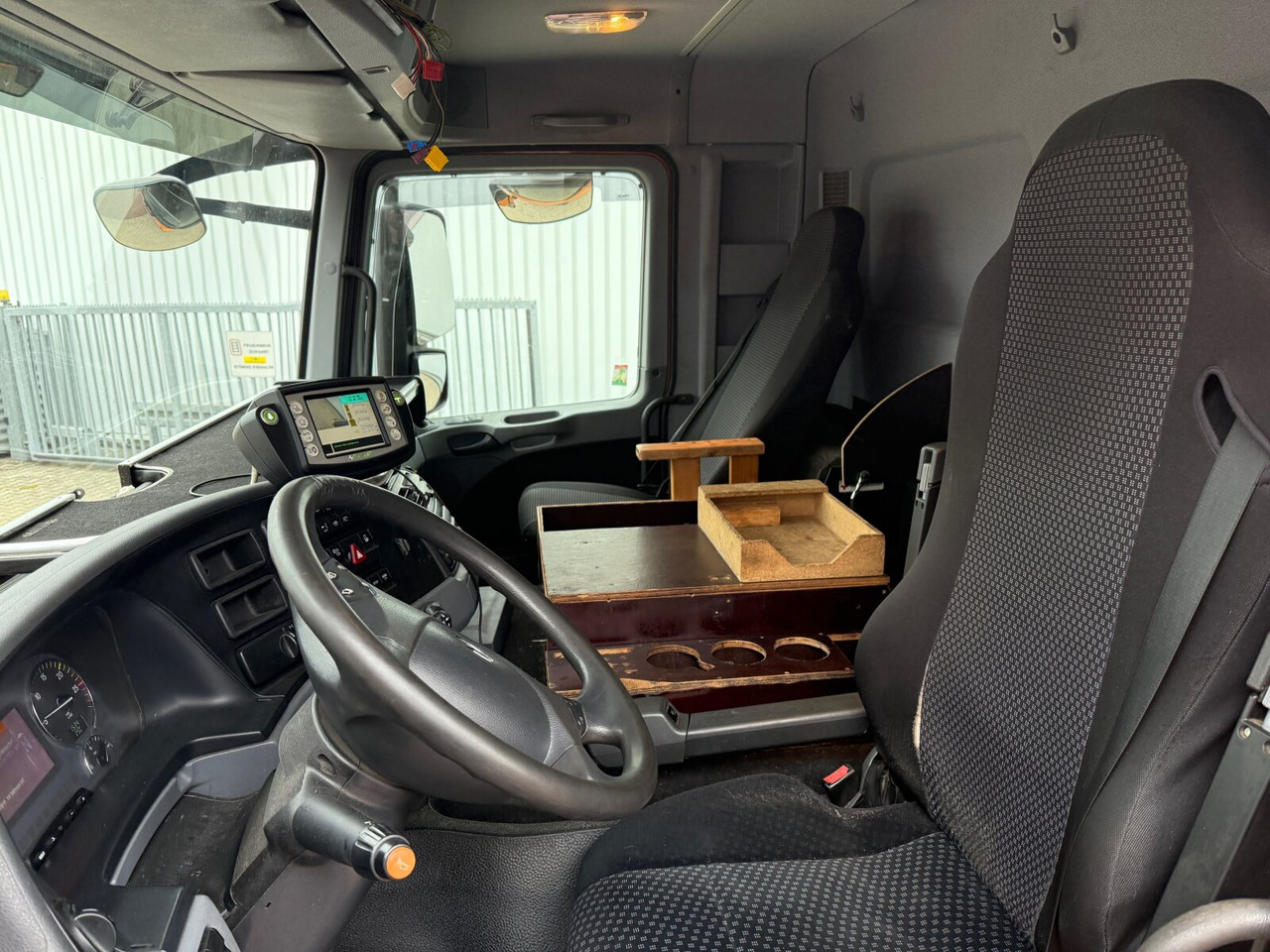 Mercedes-Benz Actros 2641/48 L 6x4 Actros 2641/48 L 6x4, Seilabroller, Haller Lotos, Zöller Schüttung - Autogunoiere: Foto 3 Mercedes-Benz Actros 2641/48 L 6x4 Actros 2641/48 L 6x4, Seilabroller, Haller Lotos, Zöller Schüttung - Autogunoiere: Foto 3