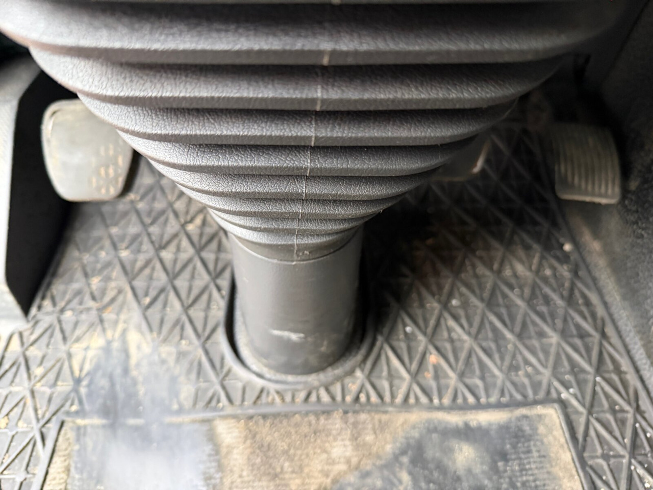 Mercedes-Benz Actros 2641 6x4 Actros 2641 6x4 - Camion cu cârlig: Foto 5 Mercedes-Benz Actros 2641 6x4 Actros 2641 6x4 - Camion cu cârlig: Foto 5