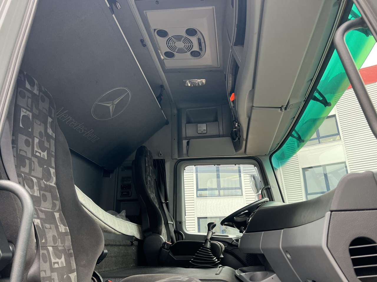 Mercedes-Benz Actros 3346 AK 6x6 Actros 3346 AK 6x6 - Camion şasiu: Foto 2 Mercedes-Benz Actros 3346 AK 6x6 Actros 3346 AK 6x6 - Camion şasiu: Foto 2