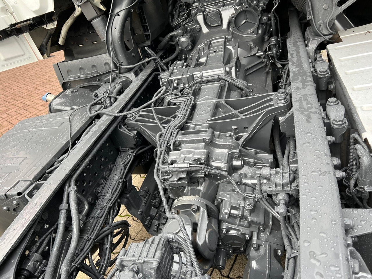 Camion şasiu Mercedes-Benz Actros 3551 L 8x2/4 Actros 3551 L 8x2/4, Vorlauflenkachse, Doppelbereifte Nachlaufliftachse: Foto 15