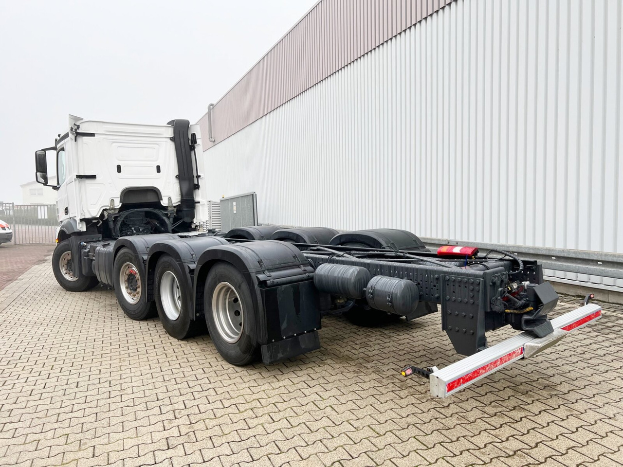 Camion şasiu Mercedes-Benz Actros 3551 L 8x2/4 Actros 3551 L 8x2/4, Vorlauflenkachse, Doppelbereifte Nachlaufliftachse: Foto 12
