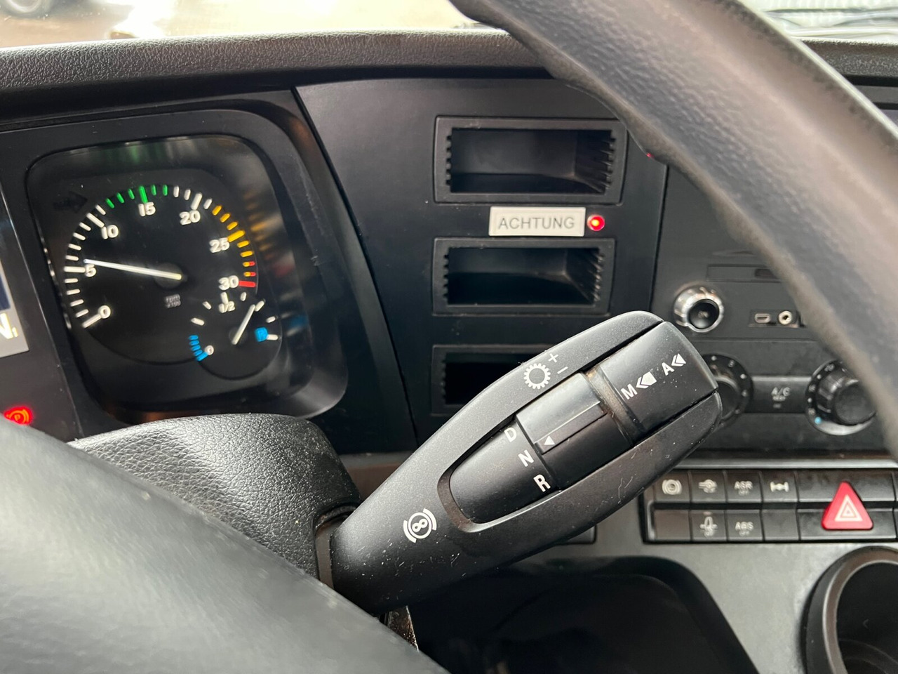 Mercedes-Benz Arocs 1830 K 4x2 Arocs 1830 K 4x2, Funk în leasing Mercedes-Benz Arocs 1830 K 4x2 Arocs 1830 K 4x2, Funk: Foto 6