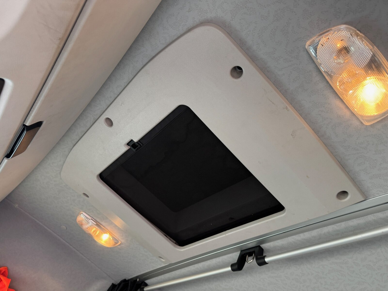 Mercedes-Benz Arocs 2651 L 6x4 Arocs 2651 L 6x4, Retarder, StreamSpace - Camion şasiu: Foto 5 Mercedes-Benz Arocs 2651 L 6x4 Arocs 2651 L 6x4, Retarder, StreamSpace - Camion şasiu: Foto 5