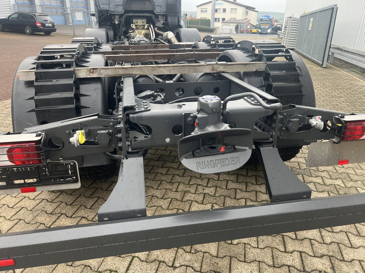 Mercedes-Benz Arocs 3251 L 8x4/4 Arocs 3251 L 8x4/4, Motorabtrieb - Camion basculantă: Foto 2 Mercedes-Benz Arocs 3251 L 8x4/4 Arocs 3251 L 8x4/4, Motorabtrieb - Camion basculantă: Foto 2