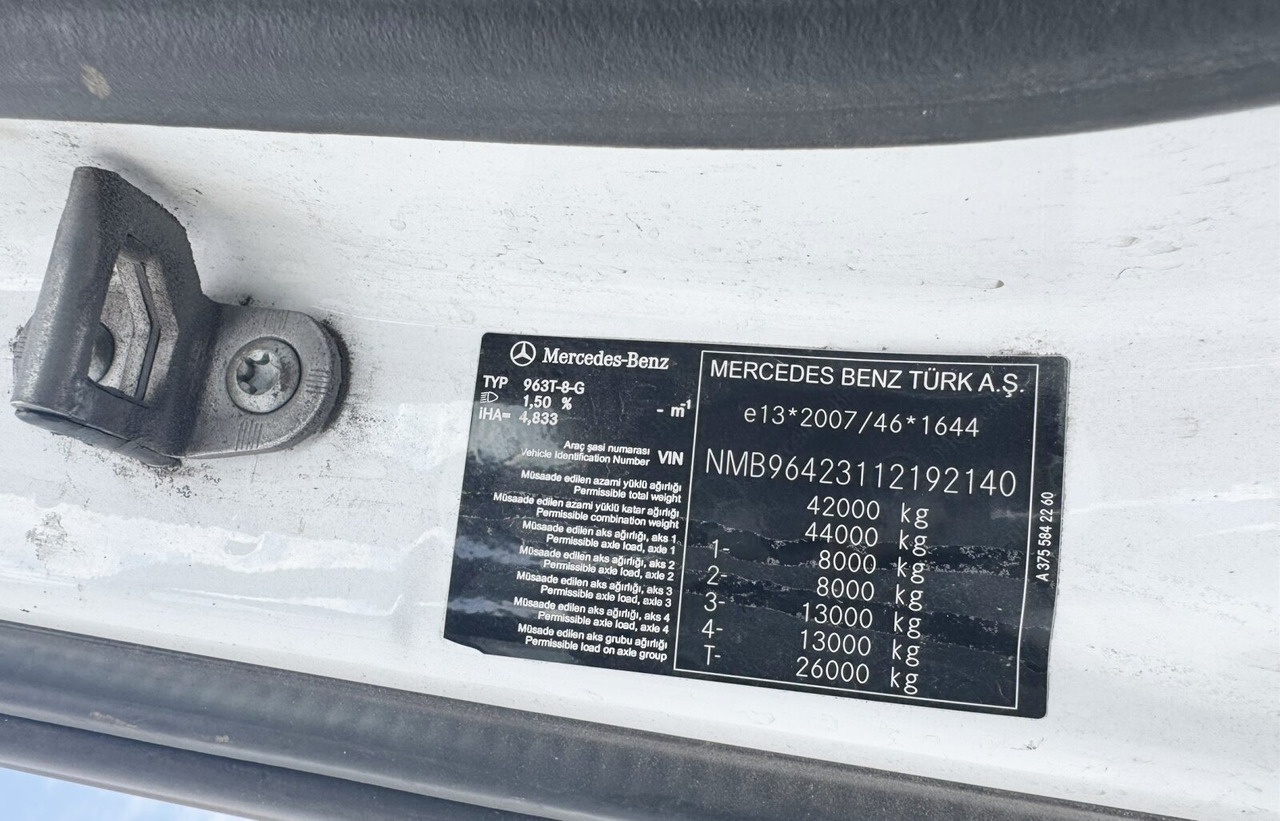 Mercedes-Benz Arocs 4142 K 8x4/4 Arocs 4142/45 K 8x4/4, Meiller Bordmatik links - Camion basculantă: Foto 5 Mercedes-Benz Arocs 4142 K 8x4/4 Arocs 4142/45 K 8x4/4, Meiller Bordmatik links - Camion basculantă: Foto 5