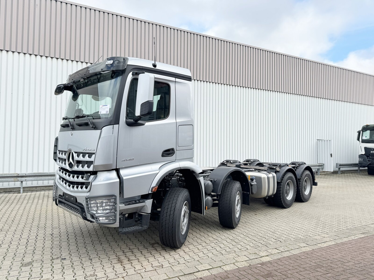 Mercedes-Benz Arocs 4148 K 8x4/4 Arocs 4148 K 8x4/4, Turbo-Retarder-Kupplung, Grounder - Camion şasiu: Foto 1 Mercedes-Benz Arocs 4148 K 8x4/4 Arocs 4148 K 8x4/4, Turbo-Retarder-Kupplung, Grounder - Camion şasiu: Foto 1