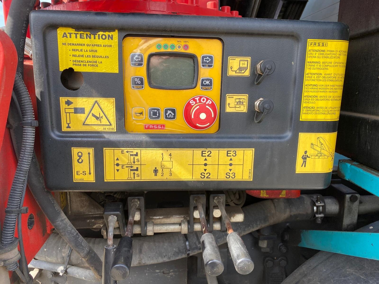 Mercedes-Benz Arocs 4151 K 8x4 Arocs 4151 K 8x4, Fassi Heckkran F 365 RA. 2.26 E Dynamic Funk - Camion cu macara, Camion platformă: Foto 4 Mercedes-Benz Arocs 4151 K 8x4 Arocs 4151 K 8x4, Fassi Heckkran F 365 RA. 2.26 E Dynamic Funk - Camion cu macara, Camion platformă: Foto 4