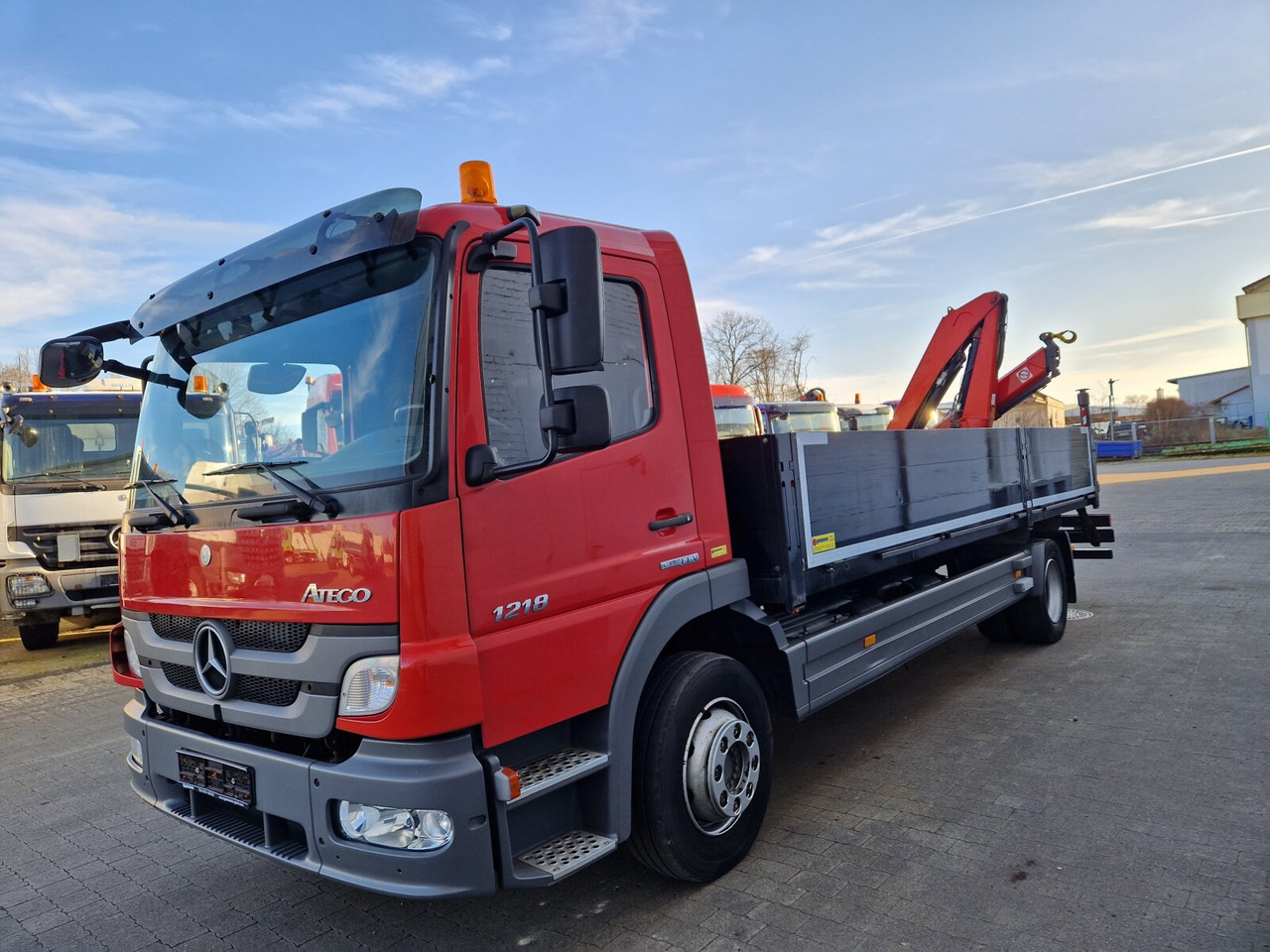 Camion cu macara Mercedes-Benz Atego 1218 L 4x2 1218 L 4x2, Fassi Kran F 95A21 5.9m-1.545 kg,: Foto 12 Camion cu macara Mercedes-Benz Atego 1218 L 4x2 1218 L 4x2, Fassi Kran F 95A21 5.9m-1.545 kg,: Foto 12