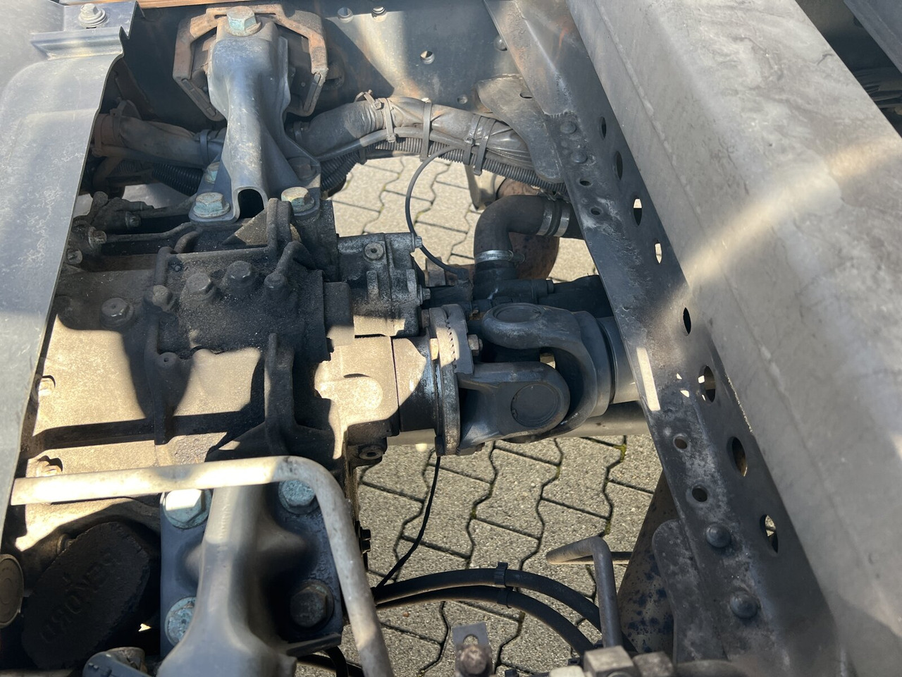 Mercedes-Benz Atego 1323 AK 4x4 Atego 1323 AK 4x4 - Camion basculantă: Foto 2 Mercedes-Benz Atego 1323 AK 4x4 Atego 1323 AK 4x4 - Camion basculantă: Foto 2