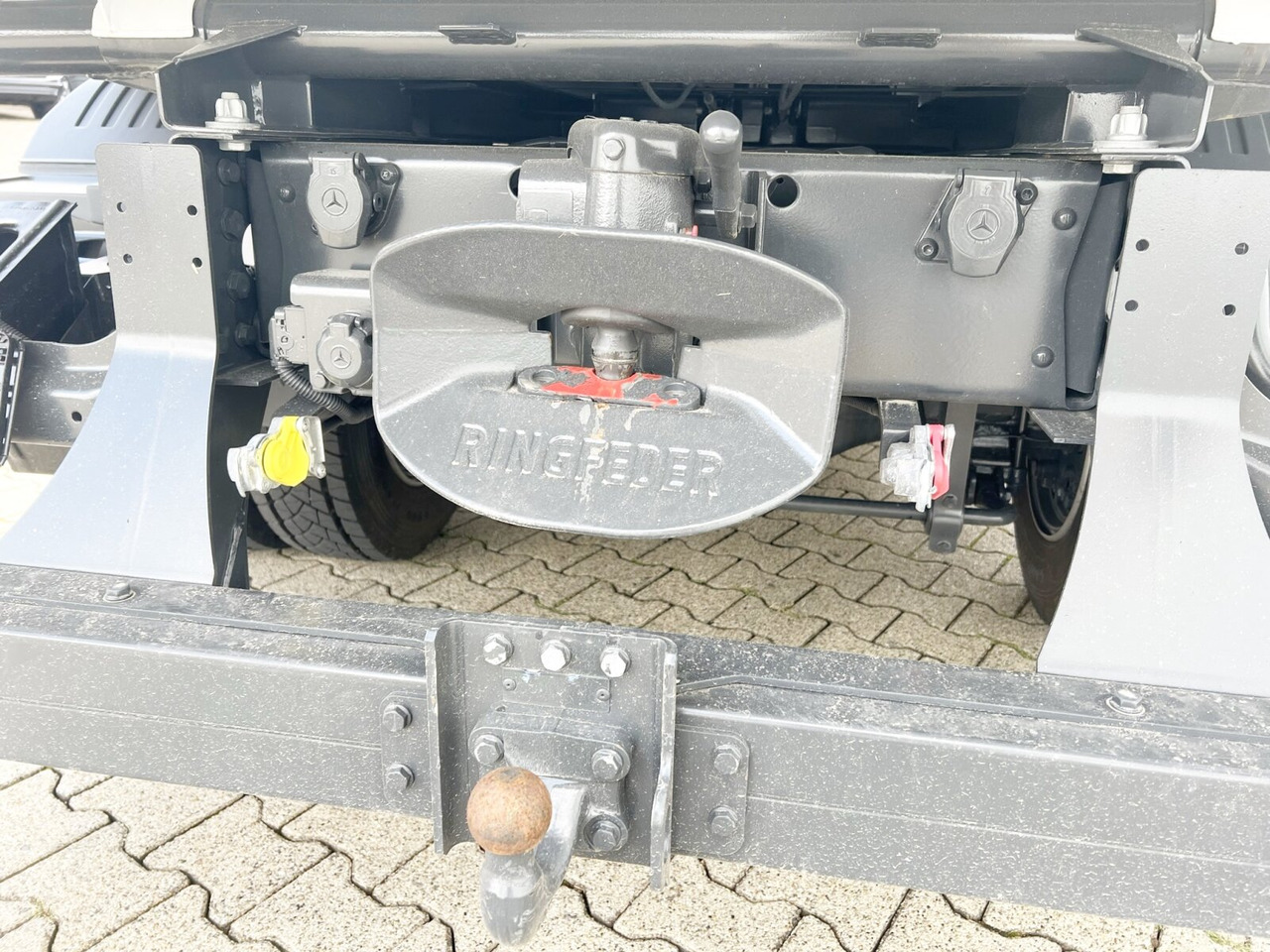 Mercedes-Benz Atego 818/23 K 4x2 Atego 818/23 K 4x2, 2x AHK, Meiller-Kipper, mehrfach Vorhanden! - Camion basculantă: Foto 3 Mercedes-Benz Atego 818/23 K 4x2 Atego 818/23 K 4x2, 2x AHK, Meiller-Kipper, mehrfach Vorhanden! - Camion basculantă: Foto 3