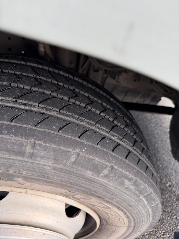 Mercedes-Benz Atego Atego 816 4 x 2 - Camion platformă: Foto 3 Mercedes-Benz Atego Atego 816 4 x 2 - Camion platformă: Foto 3