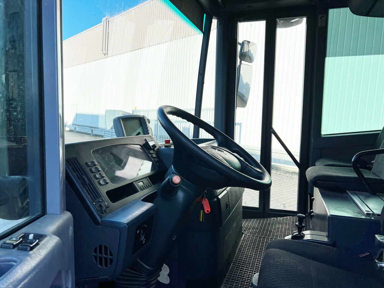 Mercedes-Benz Econic 2629 LL 6x2/4 NLA Econic 2629 LL 6x2/4 NLA, EEV, Lenkachse, FAUN Rotopress 520 L, Zöller-Schüttung - Autogunoiere: Foto 4 Mercedes-Benz Econic 2629 LL 6x2/4 NLA Econic 2629 LL 6x2/4 NLA, EEV, Lenkachse, FAUN Rotopress 520 L, Zöller-Schüttung - Autogunoiere: Foto 4